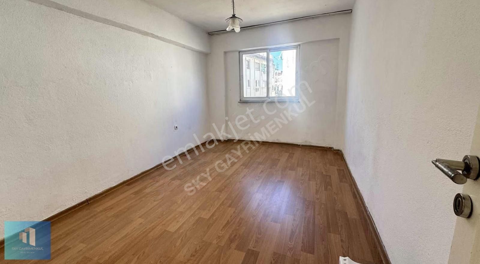 Marmaris Merkezde Denize Yakın Kiralık 2+1 Daire - Görsel 12