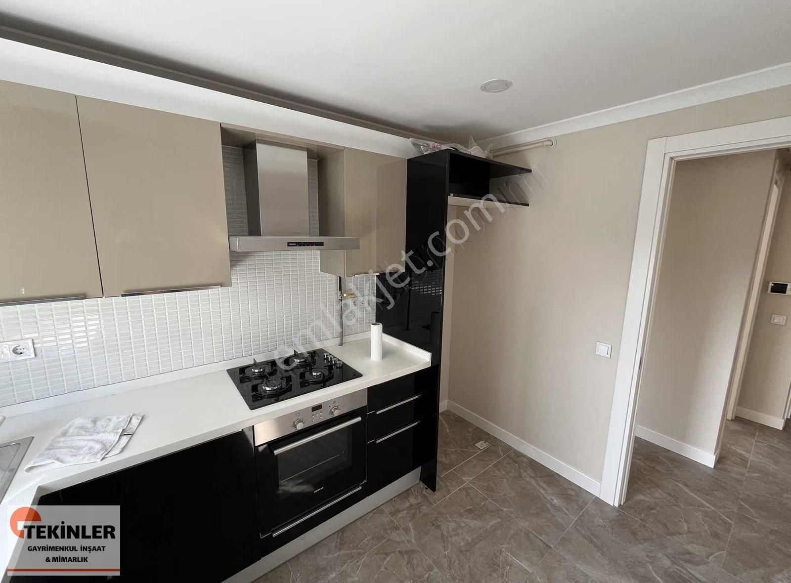 Suadiye Bağdat Caddesi'ne 2. Parsel Ofis Ve Ev İçin Uygun 2+1 - Görsel 4