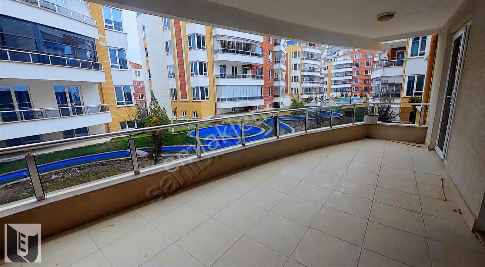Uydukent Emlak'tan Site İçi Güvenlikli Lüx 4+1 Daire - Görsel 19