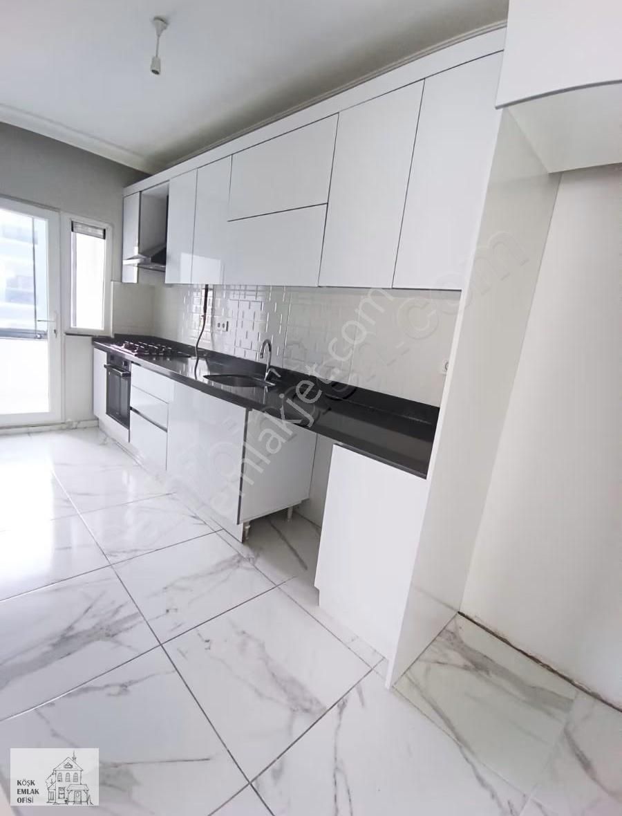 Bahçelievler İstanbul Şehitleri Caddesinde 3+1 Kiralık Daire - Görsel 32