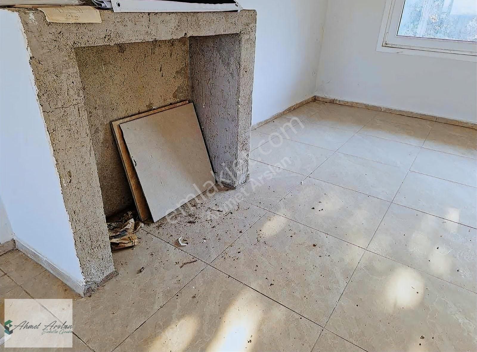 Urlada Doğa İçinde Geniş Yaşam Alanlı 6+1 Havuzlu Lüks Villa - Görsel 21