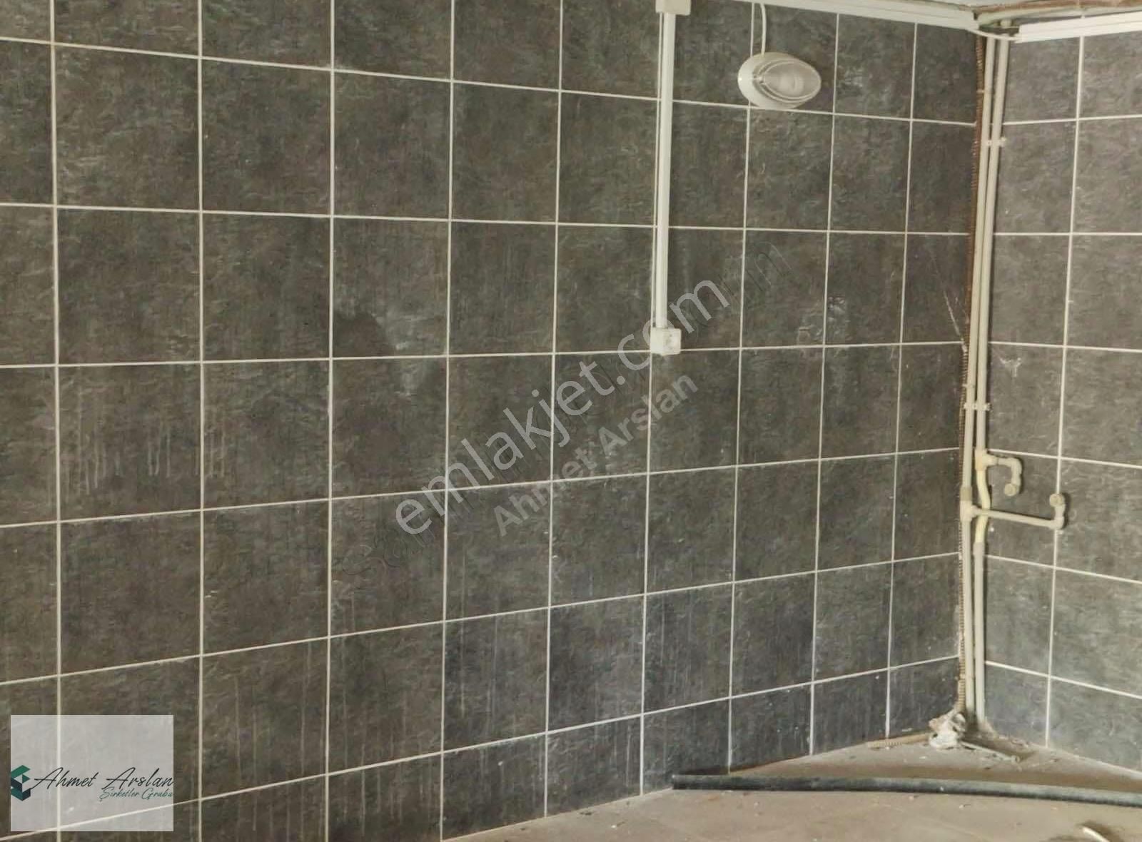 Urlada Doğa İçinde Geniş Yaşam Alanlı 6+1 Havuzlu Lüks Villa - Görsel 13