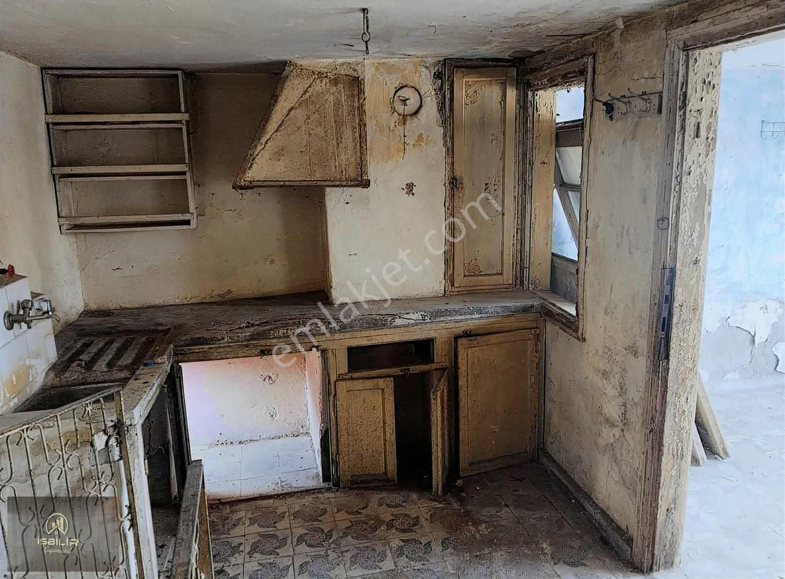 Sarıyakup Mh. Büyük Saat Yanı Satılık Mustakil Ev - Görsel 3