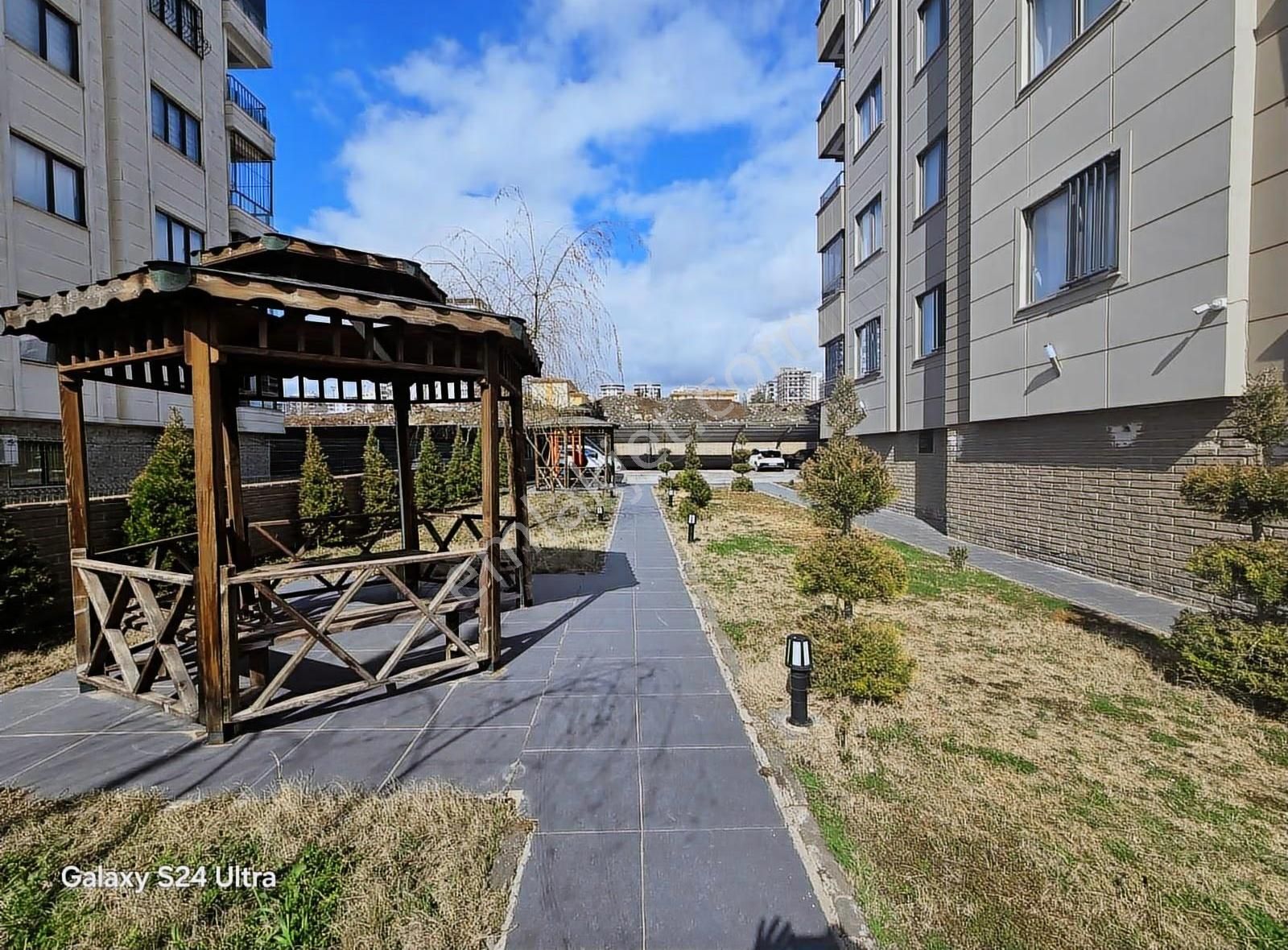 Doğukent Okullar Bölgesinde 1+1 Yüksek Giriş Cam Balkon Satılık - Görsel 6