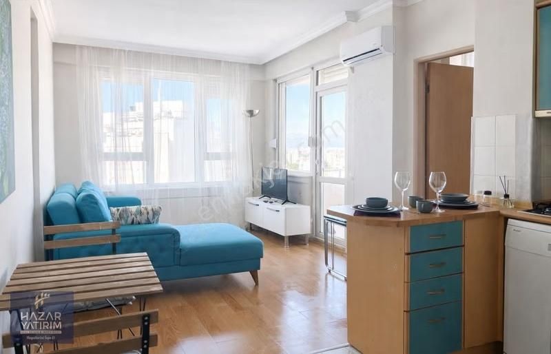 Şehir Merkezinde Denız Ve Şehir Manzaralı, Eşyalı 1+1 - Görsel 8