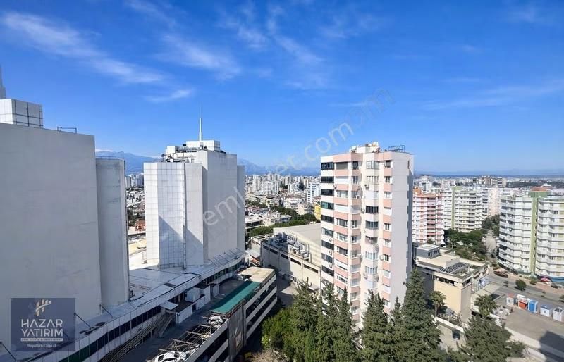 Şehir Merkezinde Denız Ve Şehir Manzaralı, Eşyalı 1+1 - Görsel 12