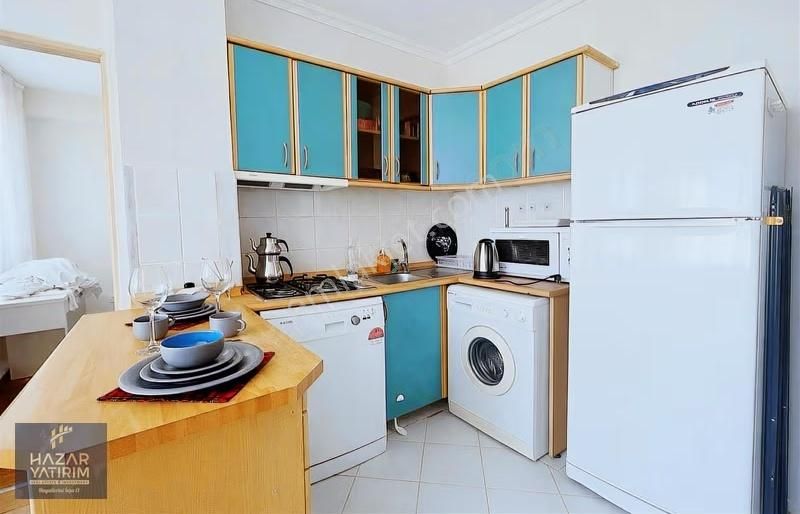 Şehir Merkezinde Denız Ve Şehir Manzaralı, Eşyalı 1+1 - Görsel 16