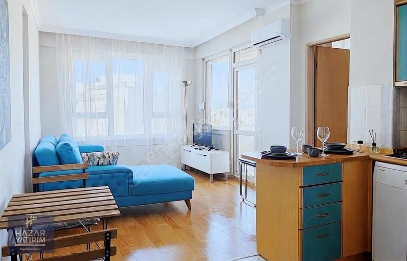 Şehir Merkezinde Denız Ve Şehir Manzaralı, Eşyalı 1+1 - Görsel 11