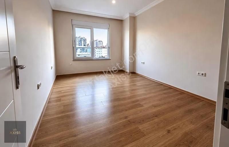 Fenerde Terracityye Yakın Açık Manzaralı 2+1 Kiralık Daire - Görsel 3