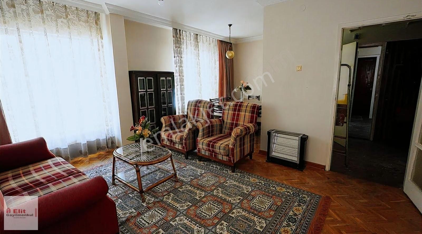 Mediha Eldem Sk. 3+1 Kısmi Eşyalı Isınma Aidatı Kiraya Dahildir - Görsel 9