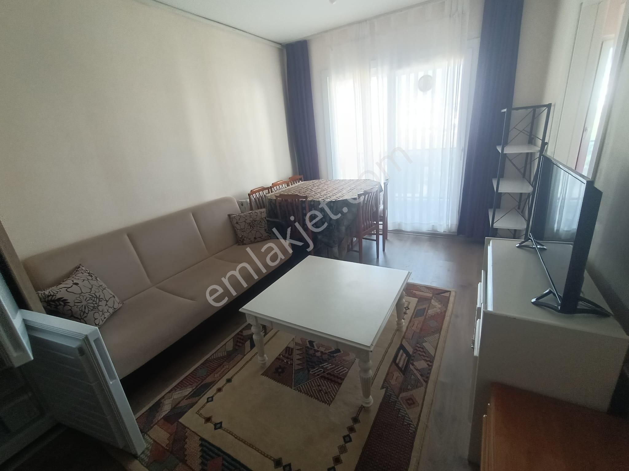 Merkezi Konumda Full Eşyalı Bakımlı 2+1 Daire - Görsel 12