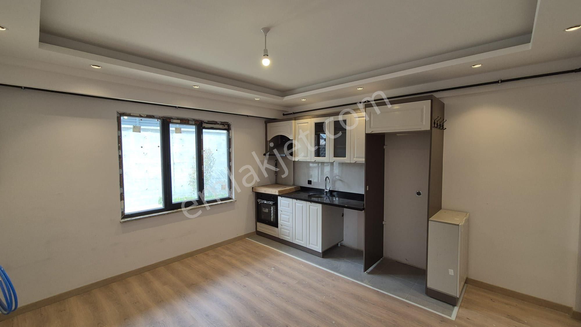 Remax Land'dan Istasyon Mahallesı Kıralık 1+1 Sıfır Daire