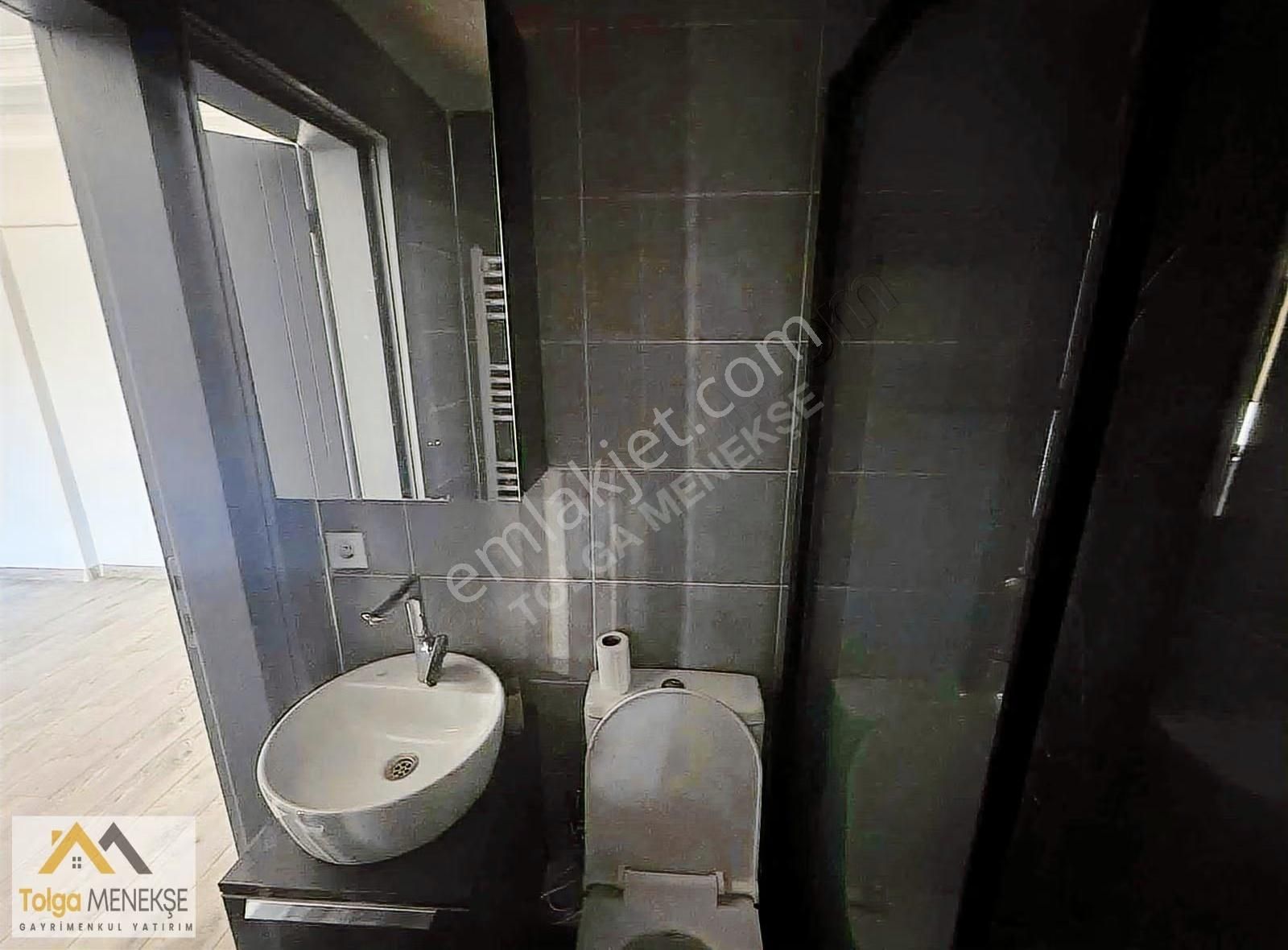 Hürriyet Mahallesi'nde Merkezi Konum 3+1 Ebeveyn Banyolu Satılık - Görsel 15