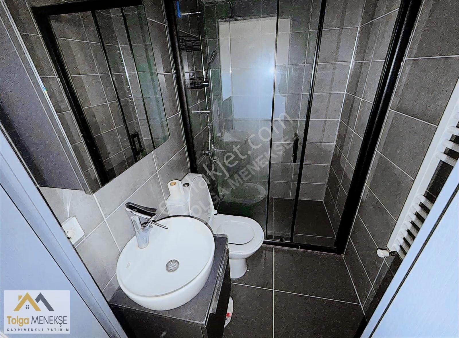 Hürriyet Mahallesi'nde Merkezi Konum 3+1 Ebeveyn Banyolu Satılık - Görsel 3