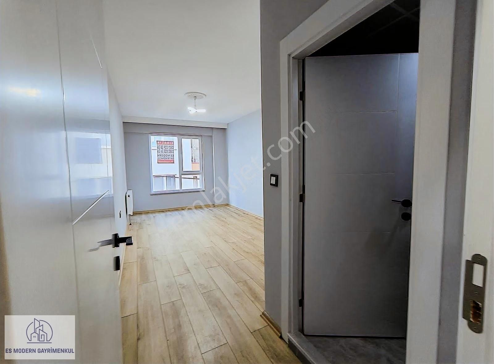 Şirintepe Mh. Eczacılık Fakültesi Yakını 3+1 Kiralık Daire - Görsel 23