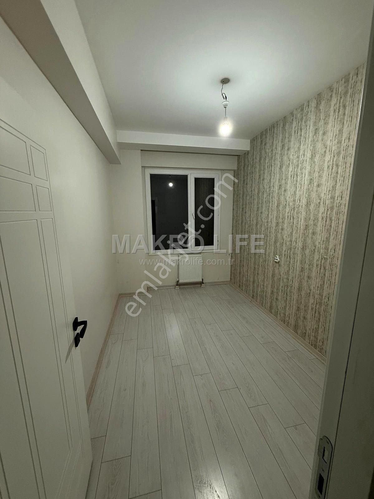 Bağcılar Aram Tigran Bulvarında 3+1 Bakımlı Kiralık Daire - Görsel 7