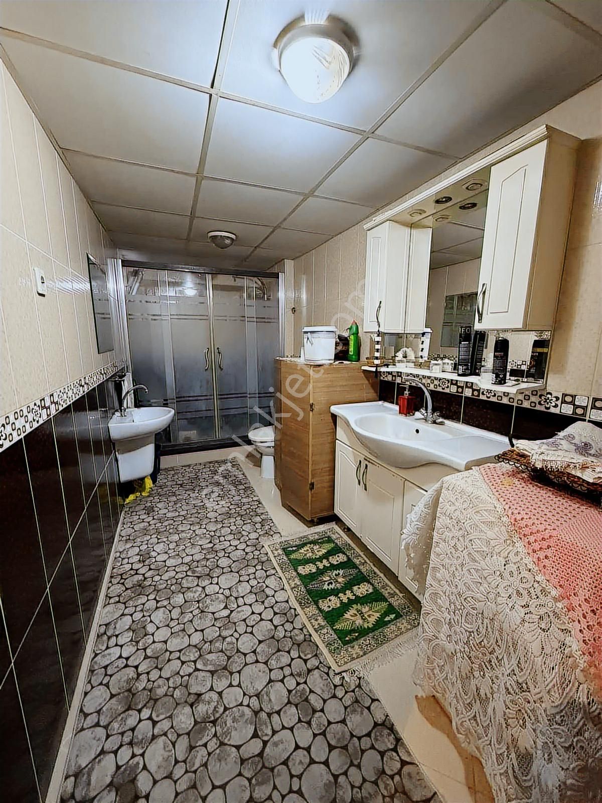 Üzümcü İ.ö.okulu Yakını 3+1 135m² Geniş , Balkonlu , Otoparklı - Görsel 16