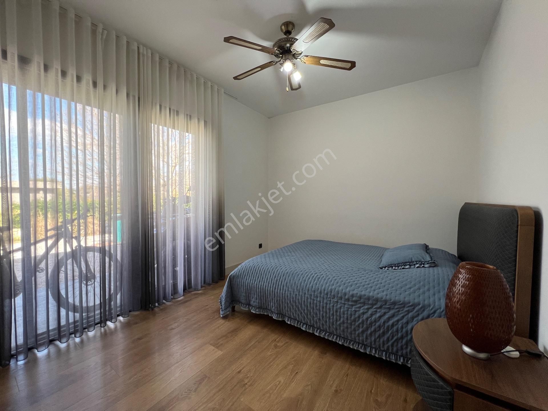 Urla Kekliktepe Vitae Sitesi 1. Etapta Satılık Villa - Görsel 29