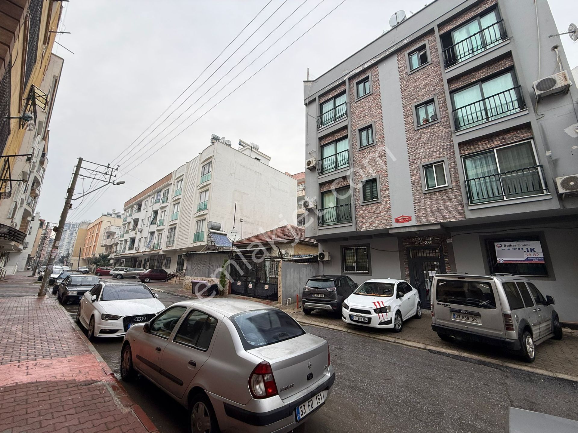 Bolkar Emlaktan Sağlık Mahallesinde Satılık 1+1 Daire