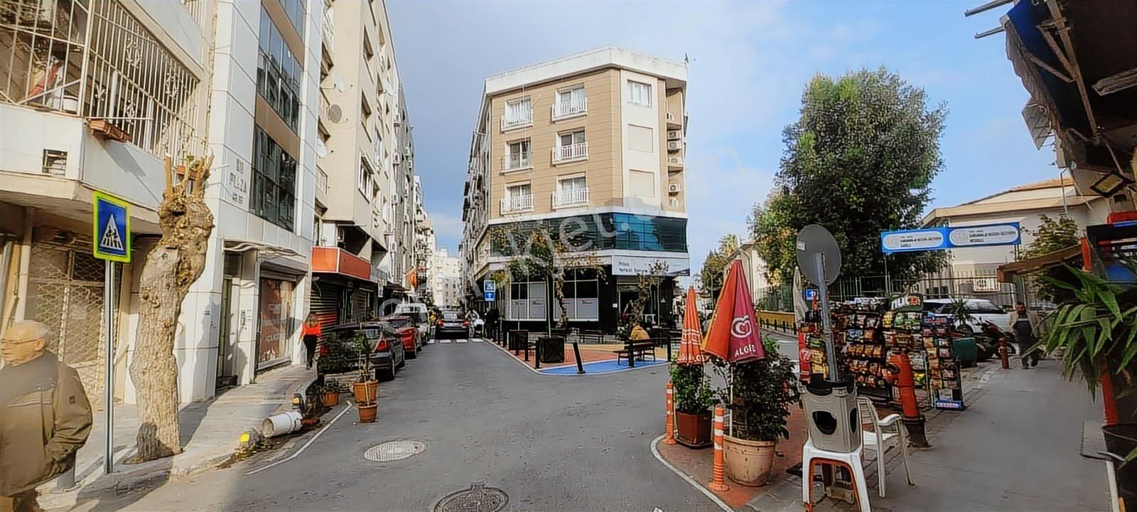 Alsancak Kahramanlar İzban Yakını Mobilyalı 1+1 Bahçeli Daire - Görsel 3