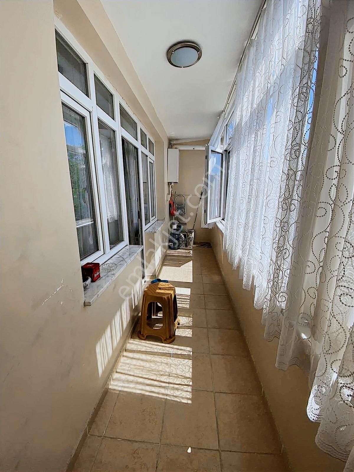 Fatih Derviş Ali Mahallesi'nde Emsalsiz Satılık Ara Katı Daire - Görsel 8