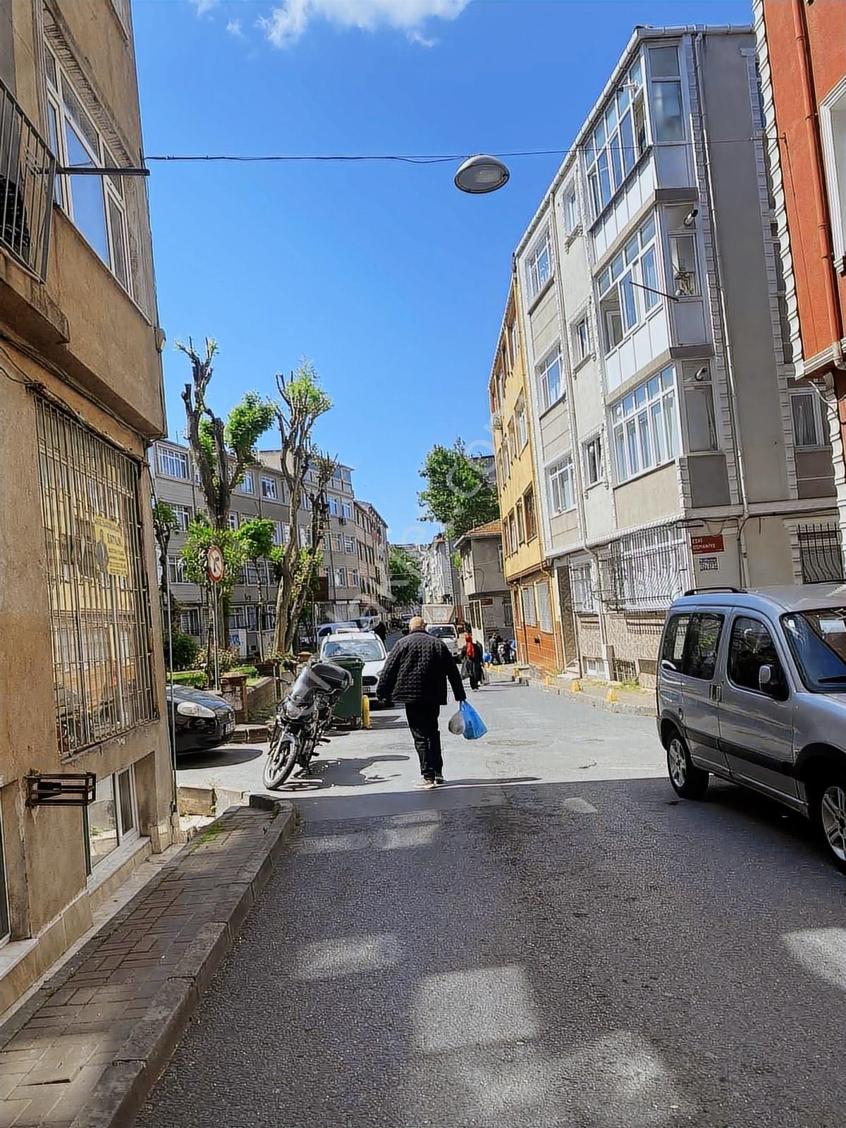 Fatih Derviş Ali Mahallesi'nde Emsalsiz Satılık Ara Katı Daire - Görsel 5