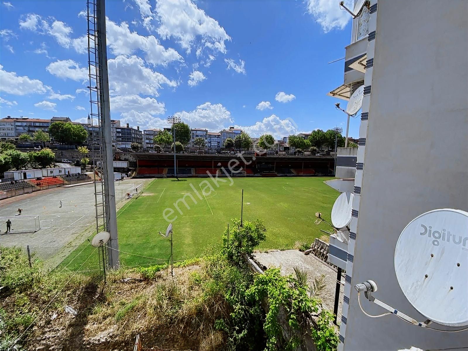 Fatih Derviş Ali Mahallesi'nde Emsalsiz Satılık Ara Katı Daire - Görsel 15