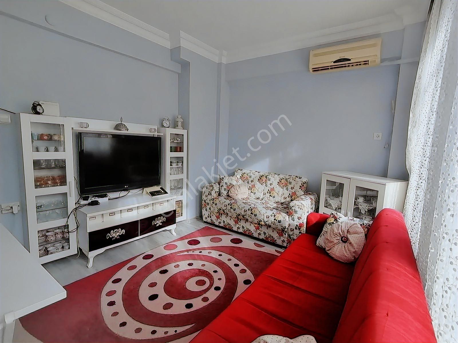 Fatih Beyceğiz Caddesi 3+1 Katittifaklı Full + Full Satılık