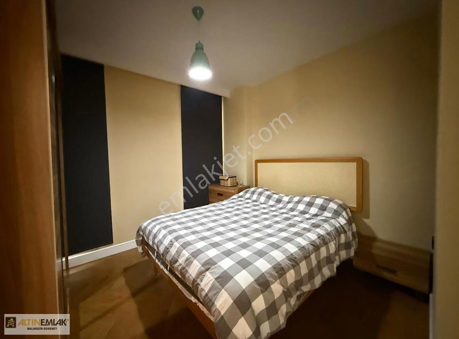 Denize Sıfır Havuzlu Sitede Tam Müstakil Lüks 4+1 Villa - Görsel 6