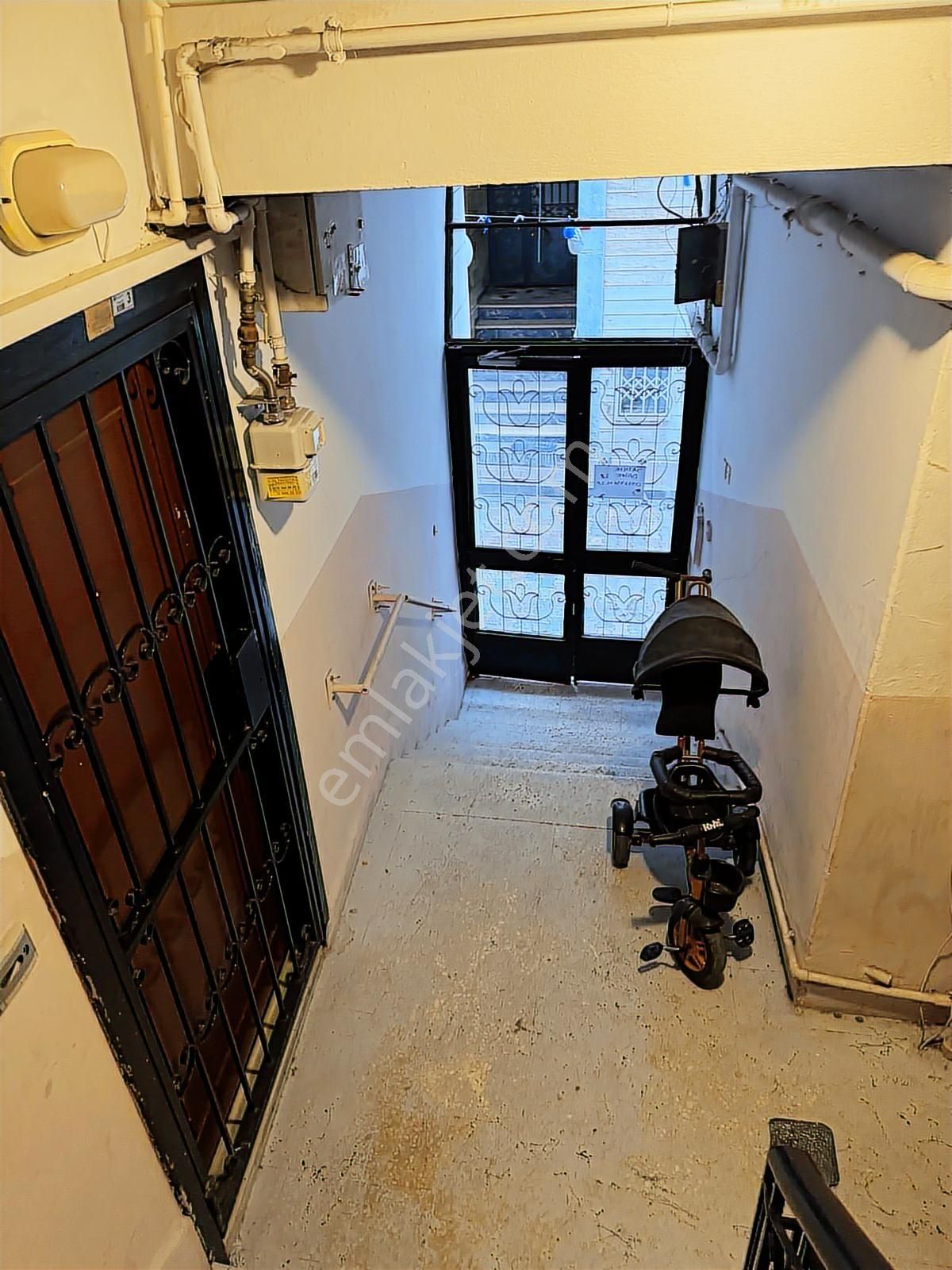 Fatih Sultan Selim Caddesi Üzerinde 90 M2 Satılık Daire - Görsel 15