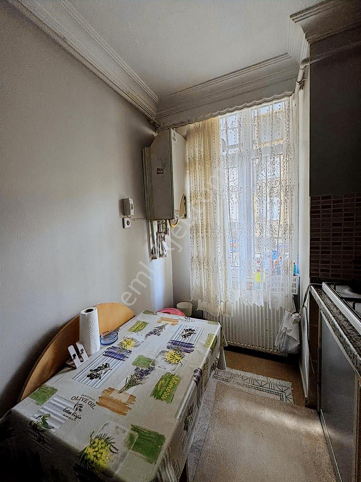 Merkezi Konumda Satılık Ara Katı 2 + 1 Daire - Görsel 14