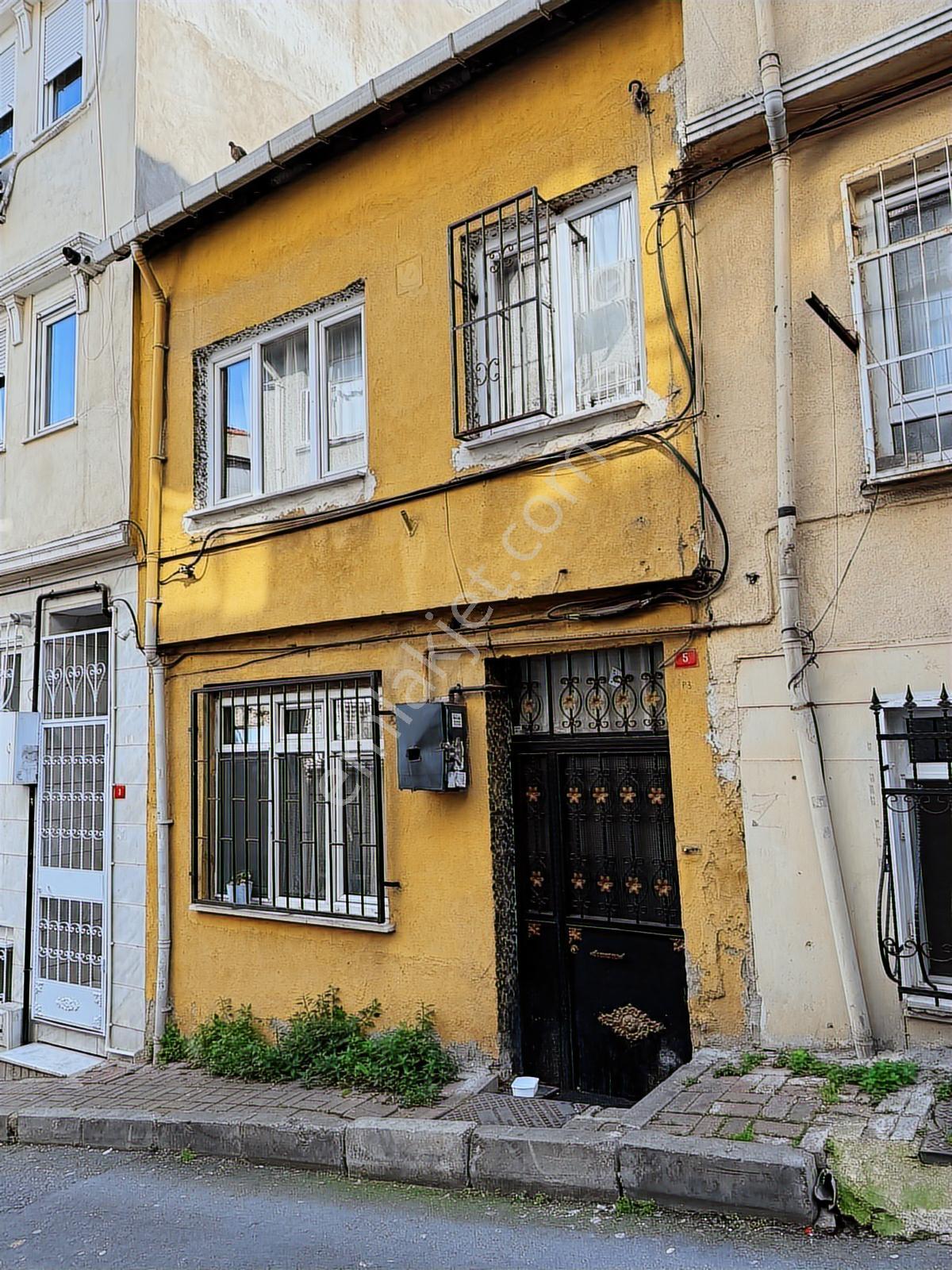 Fatih Dervişali Mahallesi Satılık Müstakil Bina