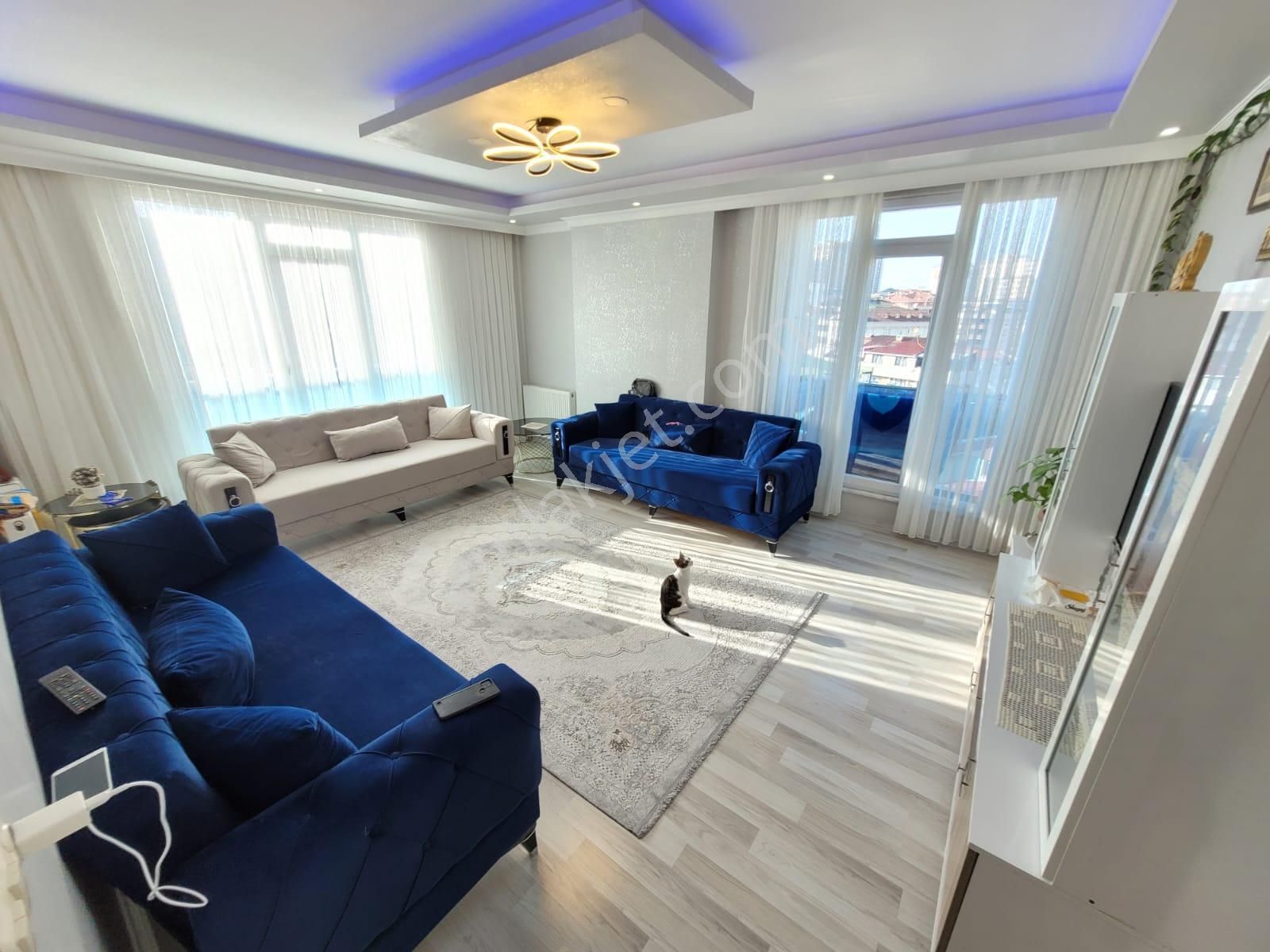 Üç Karedşler'den Eski Habipler Mh 3+1 Asansörlü Otoparklı 125m2 Lüx Ara Kat - Görsel 5