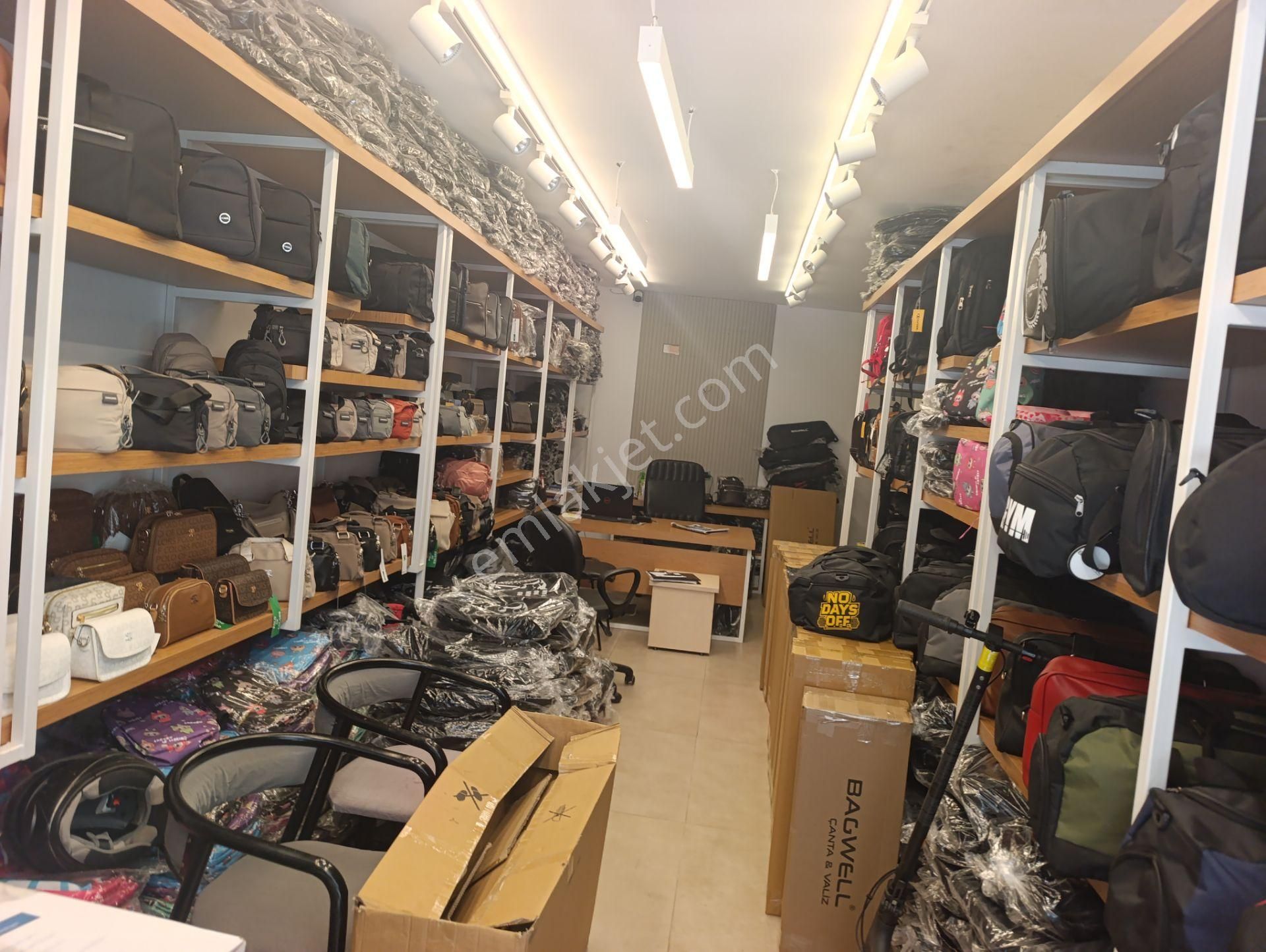 Doğu Garajında Bacalı , 3 Katlı , İçi Yenilenmiş Satılık Dükkan - Görsel 3