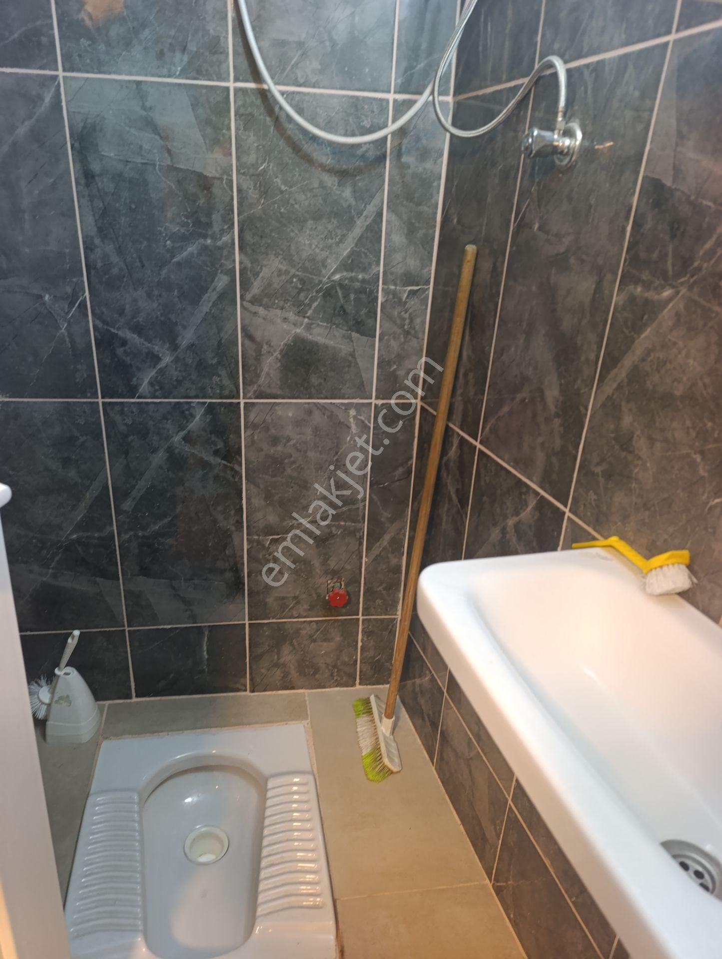 Doğu Garajında Bacalı , 3 Katlı , İçi Yenilenmiş Satılık Dükkan - Görsel 11