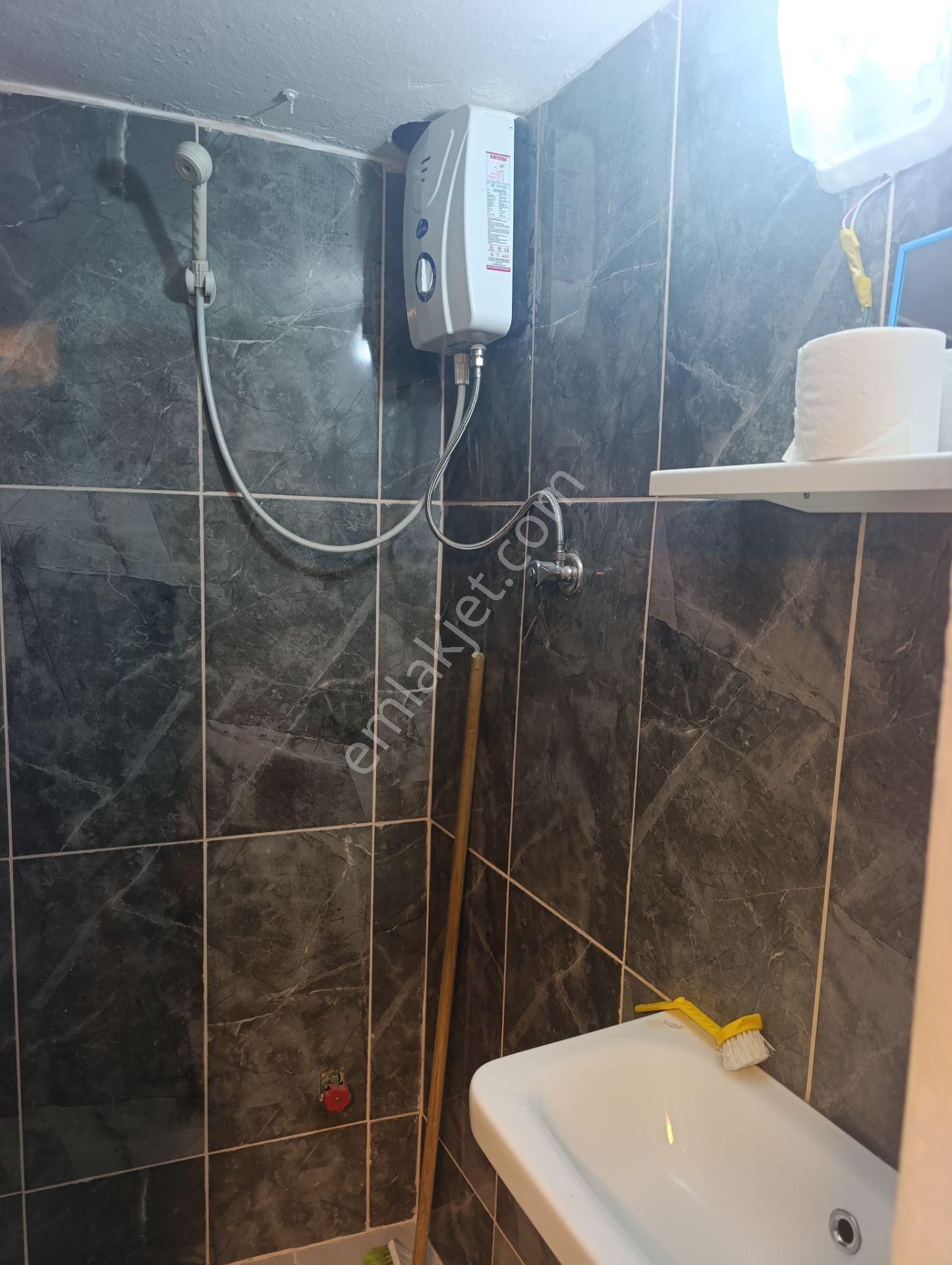 Doğu Garajında Bacalı , 3 Katlı , İçi Yenilenmiş Satılık Dükkan - Görsel 10