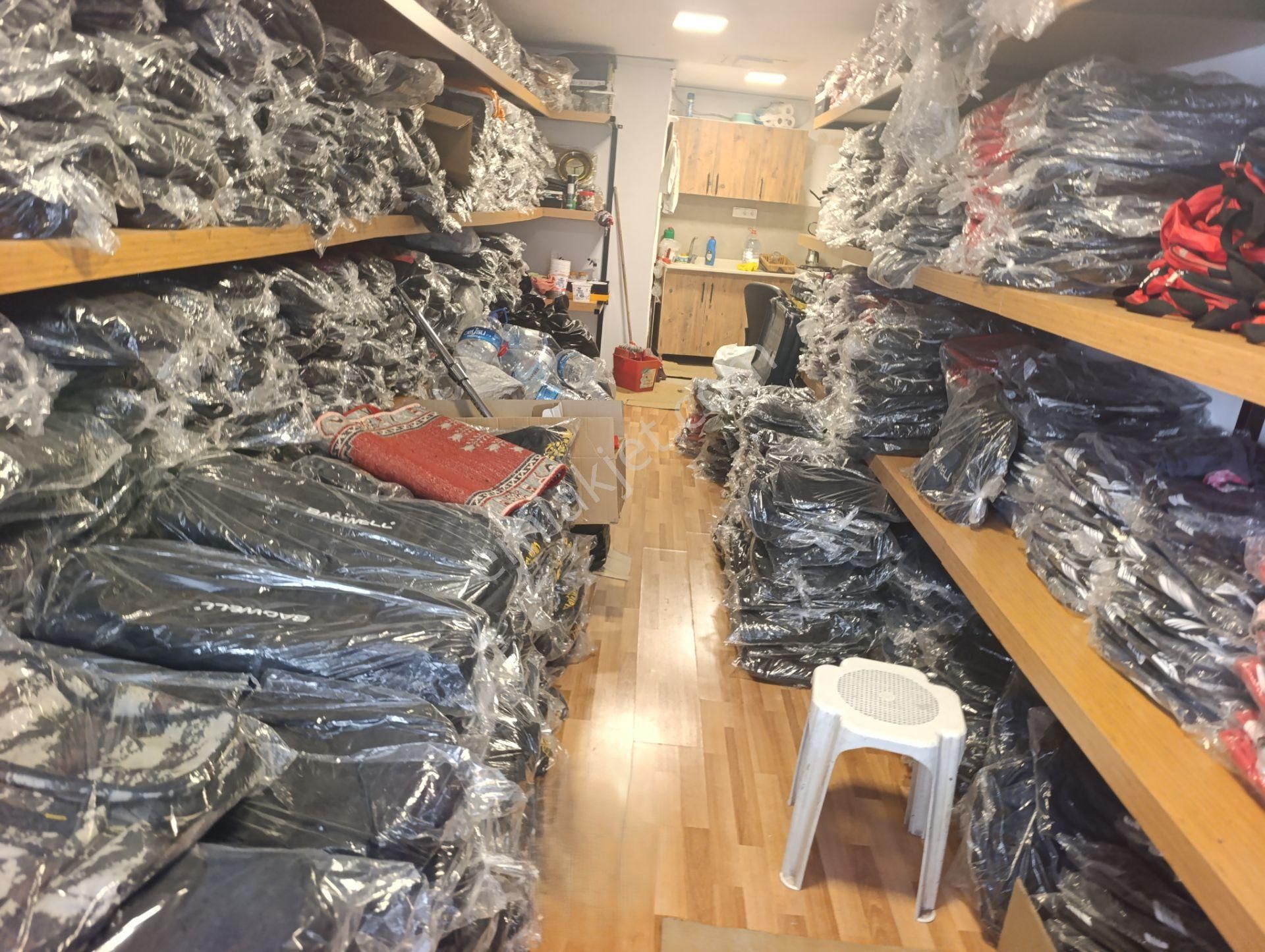 Doğu Garajında Bacalı , 3 Katlı , İçi Yenilenmiş Satılık Dükkan - Görsel 7