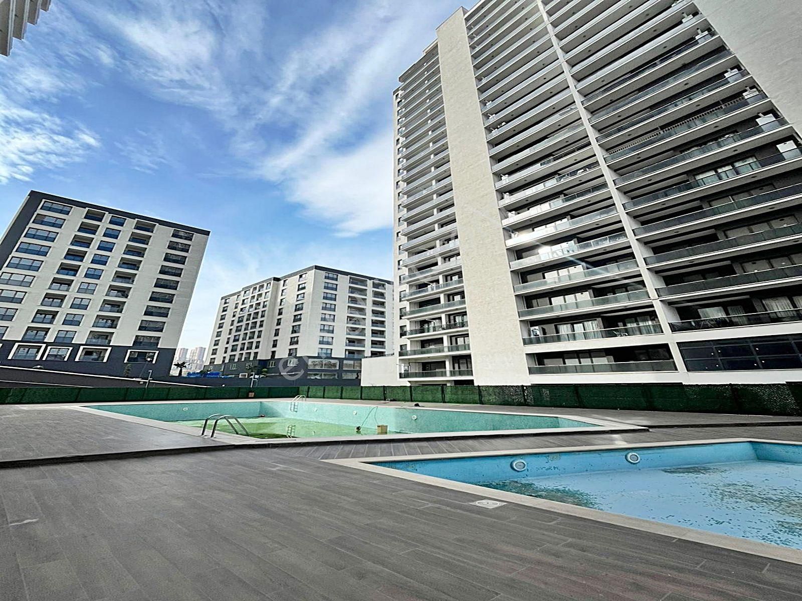 Cadde34 Yapı'dan Eminevime Uygun Sıfır Site İçerisinde %70 Krediye Uygun Balkonlu Daire