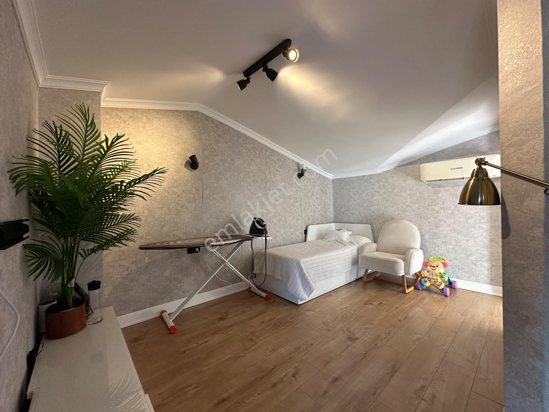 Gaziemir Sarnıç Kahverengi Villalarında Satılık 4+1 Villa - Görsel 28