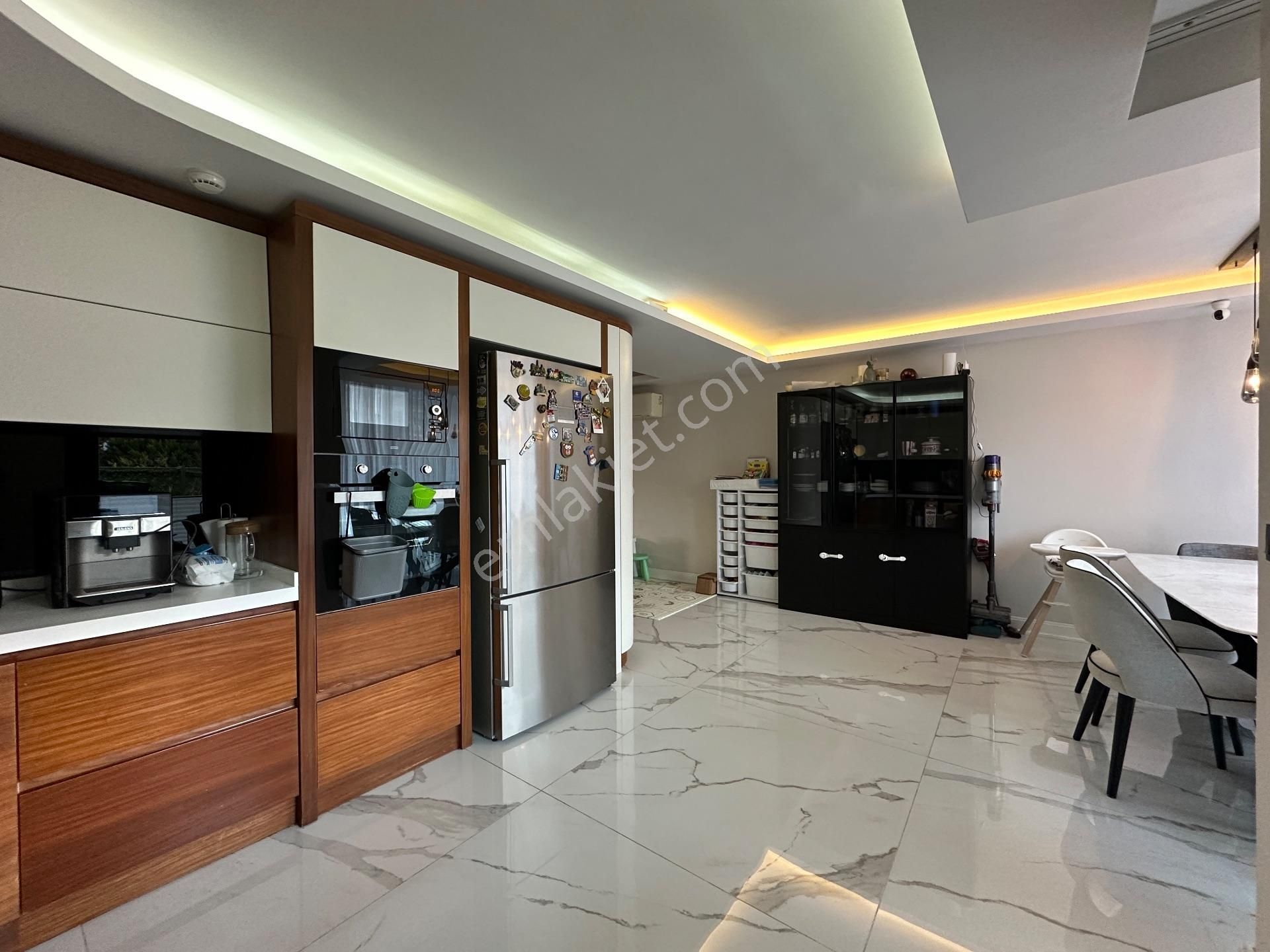 Gaziemir Sarnıç Kahverengi Villalarında Satılık 4+1 Villa - Görsel 18