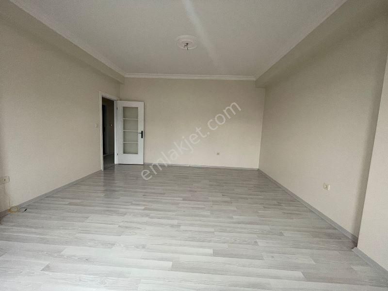 Mertcan Dan Adnan Kahveci Metroya Yürüme Balkonlu 3+1 Fırsat Kiralık - Görsel 5