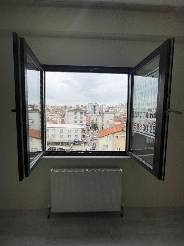 Mertcan Dan Adnan Kahveci Metroya Yürüme Balkonlu 3+1 Fırsat Kiralık - Görsel 26