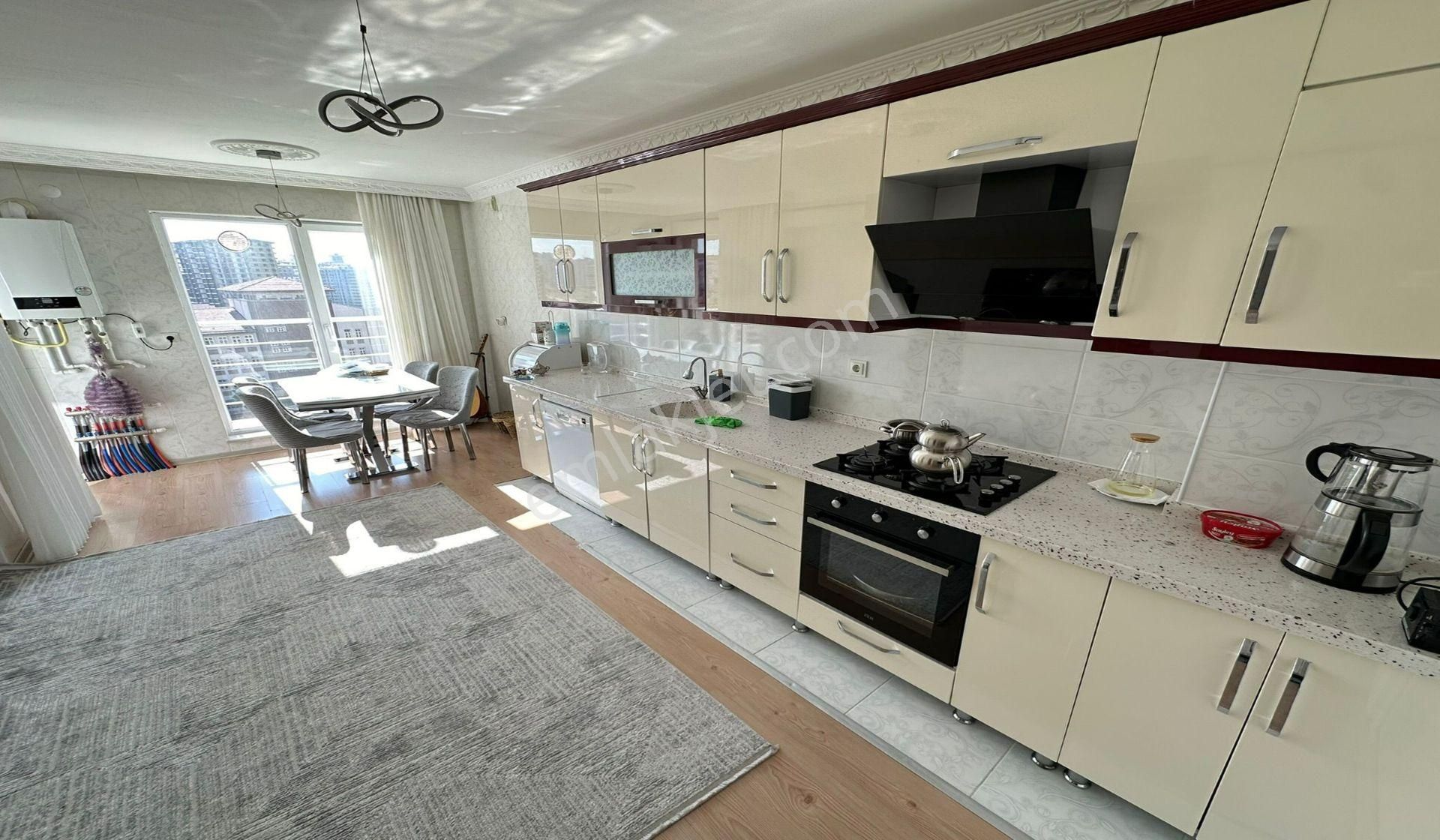 Atapark Çambaşı Cadde Yakını 3+1 135m2 Güneş İçinde Asansörlü - Görsel 3