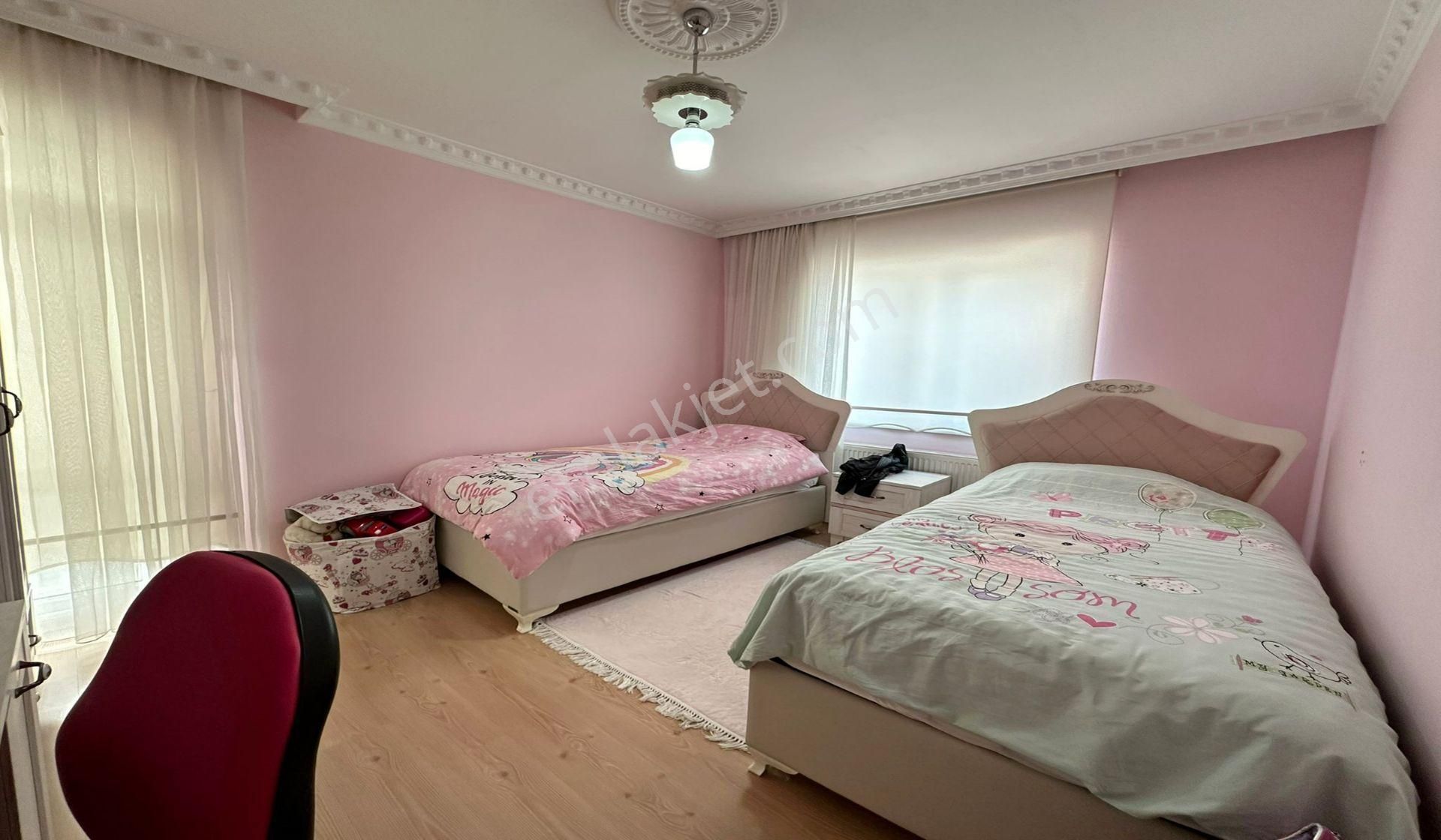 Atapark Çambaşı Cadde Yakını 3+1 135m2 Güneş İçinde Asansörlü - Görsel 15