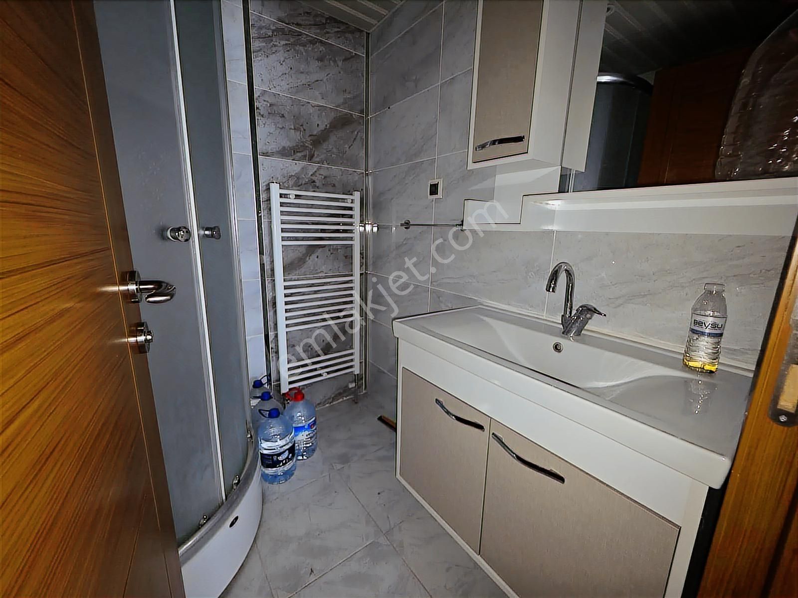 Şehir Hastanesi Yakını Yeni Bina Yapılı Ara Kat Asansörlü Kiralı - Görsel 14