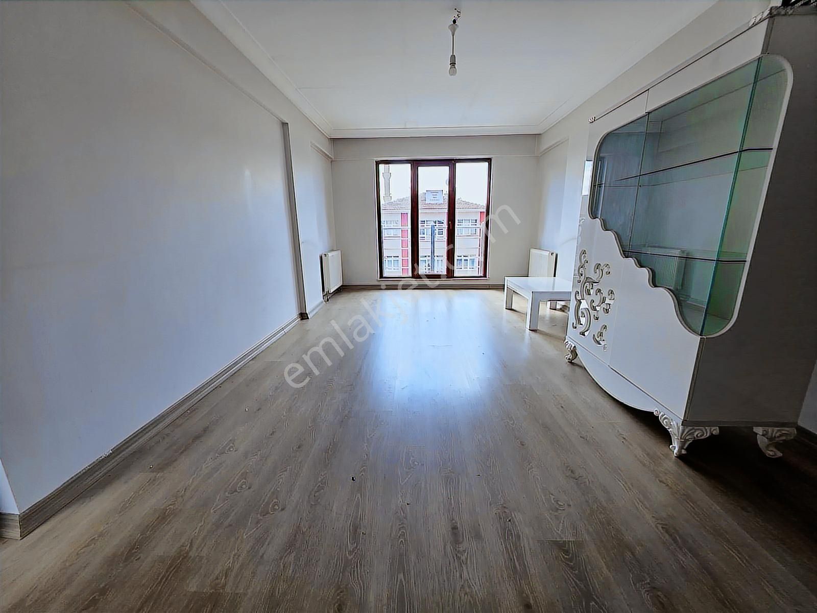 Şehir Hastanesi Yakını Yeni Bina Yapılı Ara Kat Asansörlü Kiralı - Görsel 18