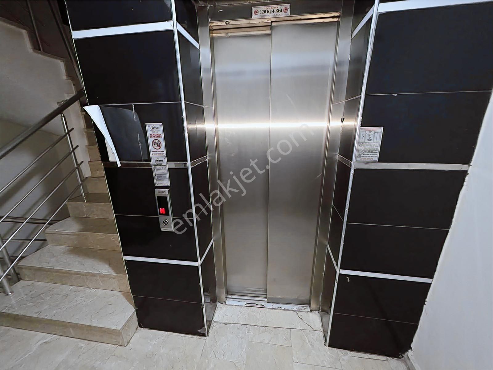 Şehir Hastanesi Yakını Yeni Bina Yapılı Ara Kat Asansörlü Kiralı - Görsel 31