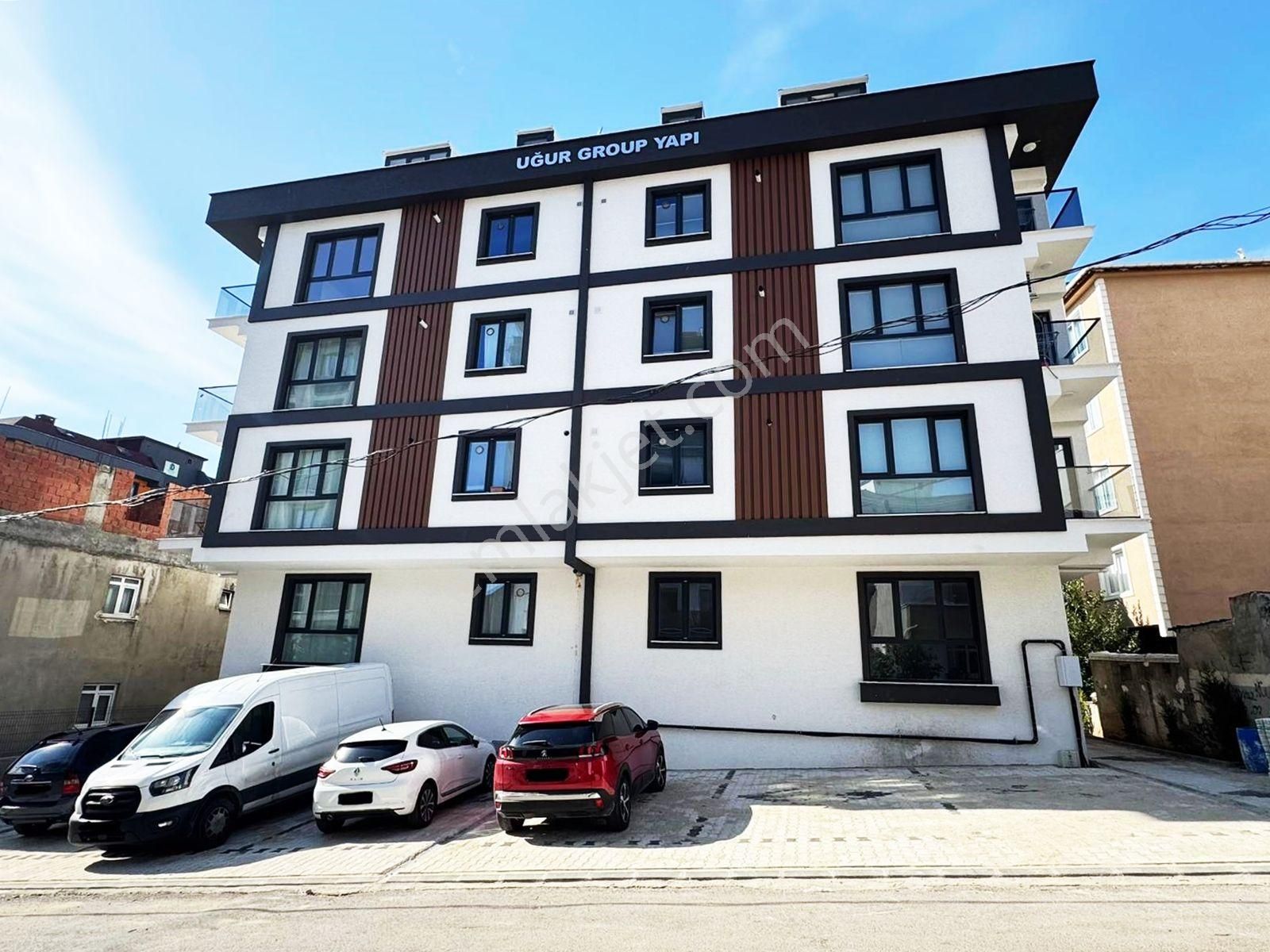 Mertcan Dan Adnan Kahveci Metroya Yürüme 2 Ayrı Girişli İskanlı 4+2 Dubleks