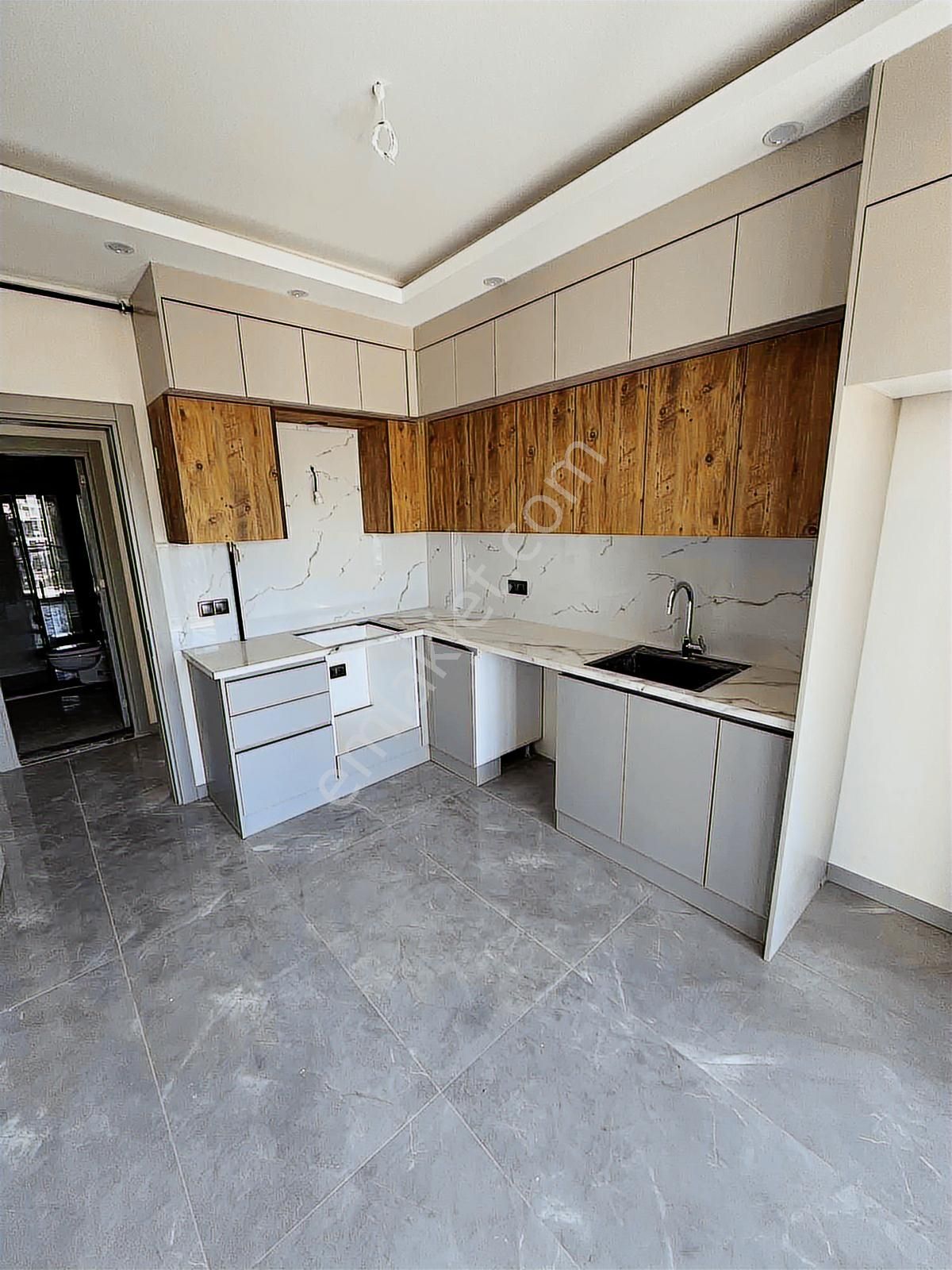 Kocabıyık Gayrimenkul'den Şehirhastanesi Yanı 2+1 115m2 Sıfır - Görsel 2