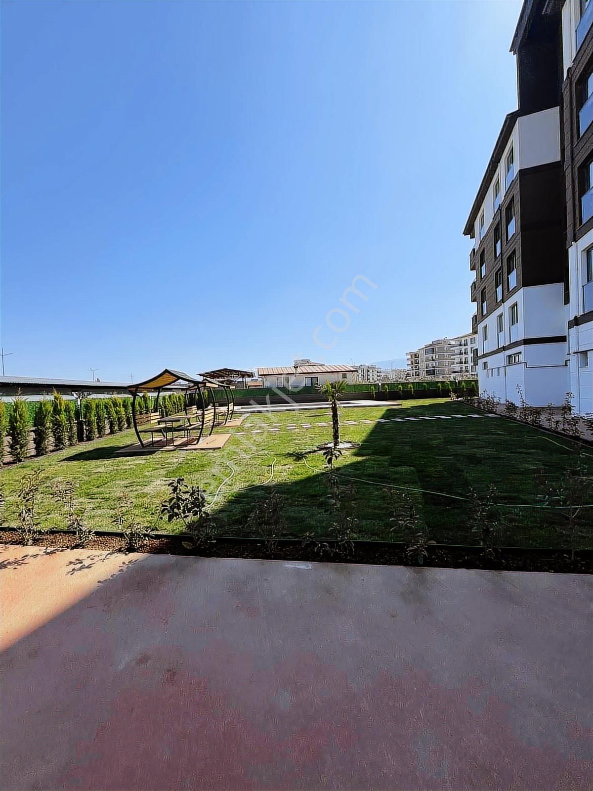 Kocabıyık Gayrimenkul'den Şehirhastanesi Yanı 2+1 115m2 Sıfır